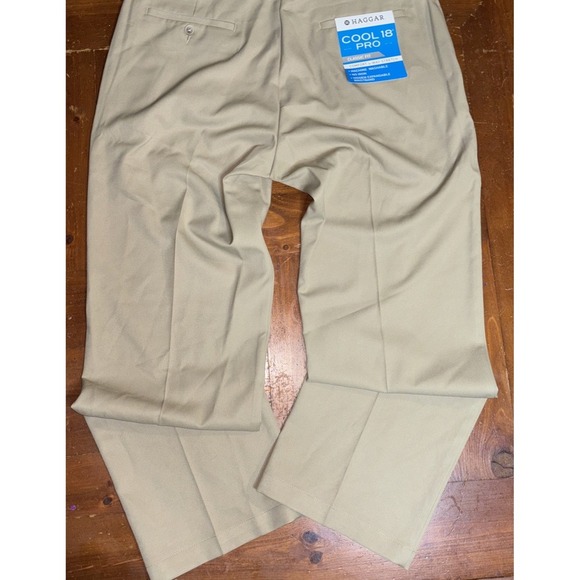 NWT Haggar Cool 18 Men Beige Slack Pant 34wx30L Hidden Stretch Waist khaki Color - Picture 3 of 3